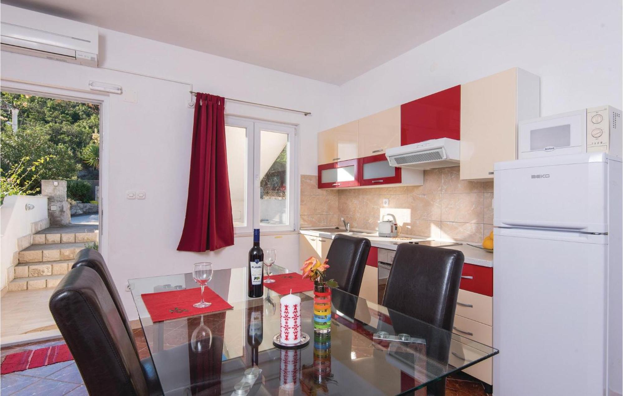 One-Bedroom Apartment in Dubrava Dubrava  Buitenkant foto