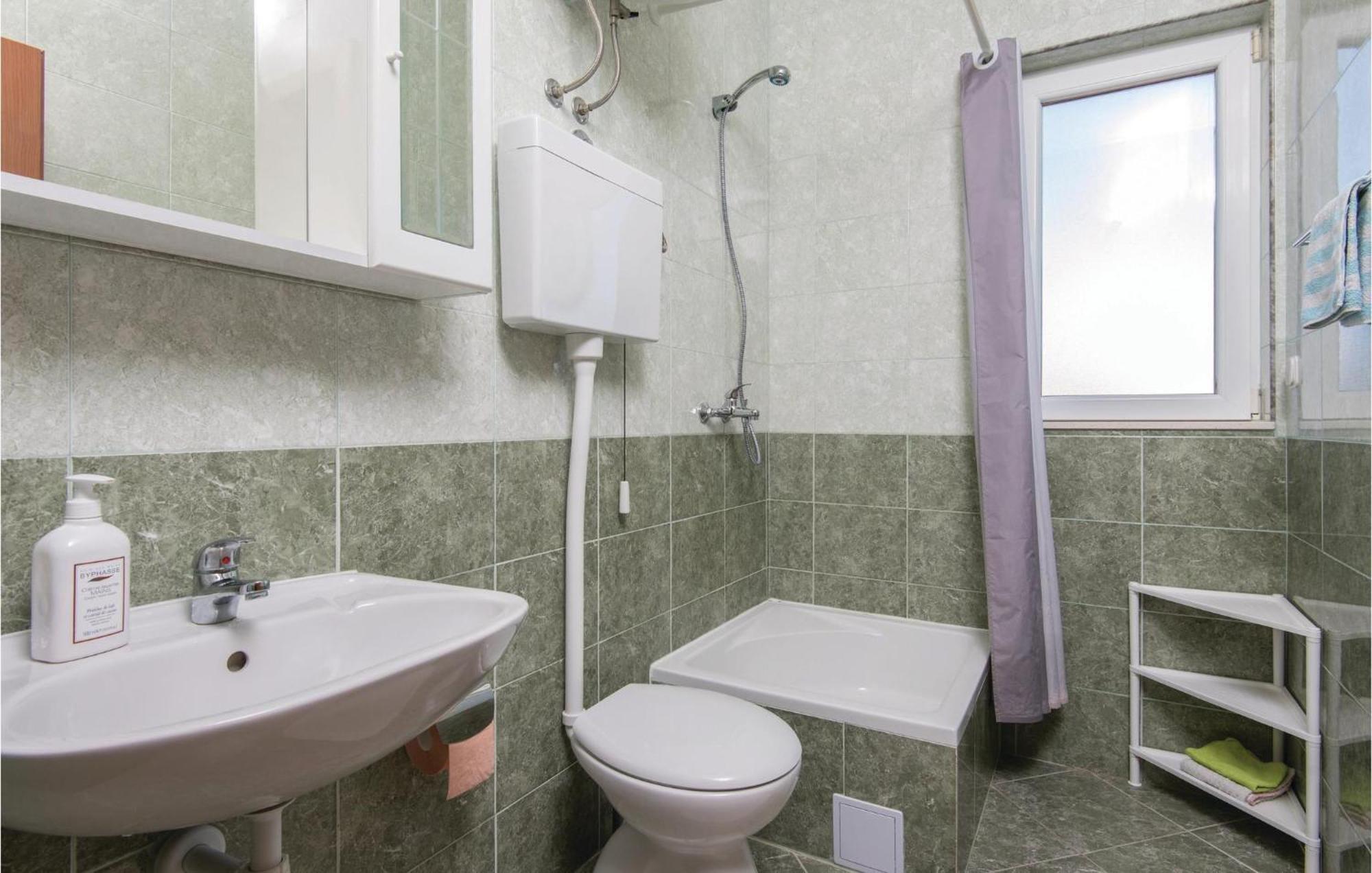 One-Bedroom Apartment in Dubrava Dubrava  Buitenkant foto